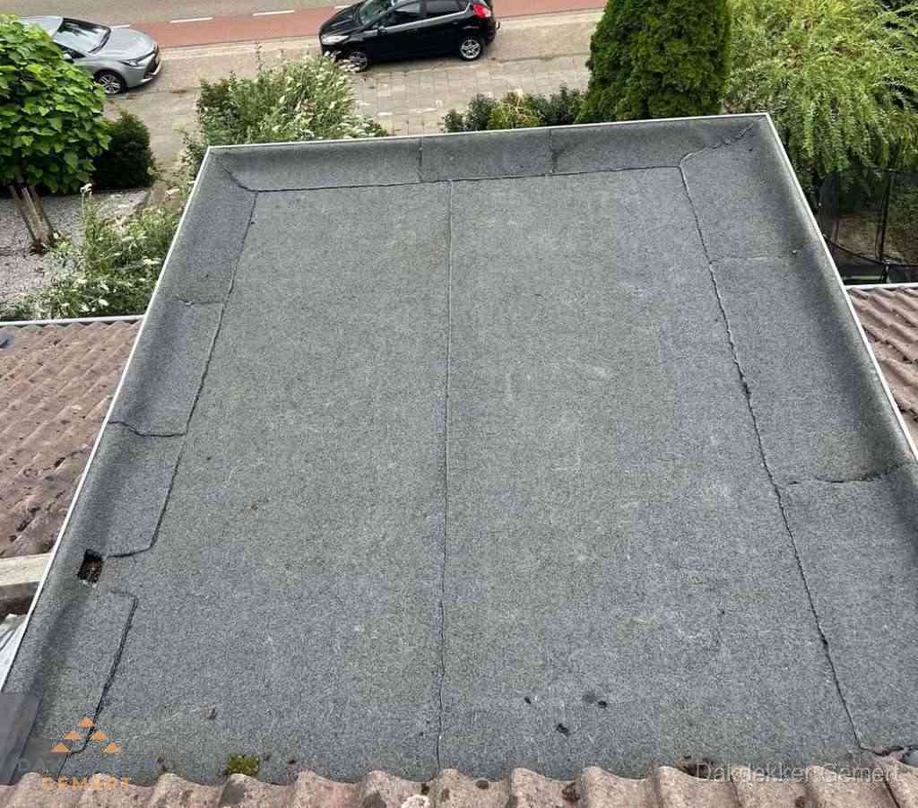 Dakbedekking schuur met bitumen in Gemert Dakbedekking schuur met bitumen in Gemert